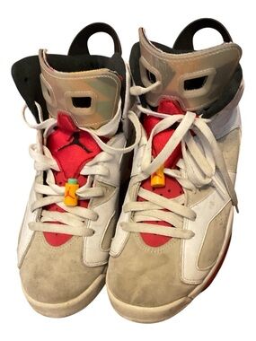 Air Jordan 6 Retro Hare Sz 8.5 Sneakers